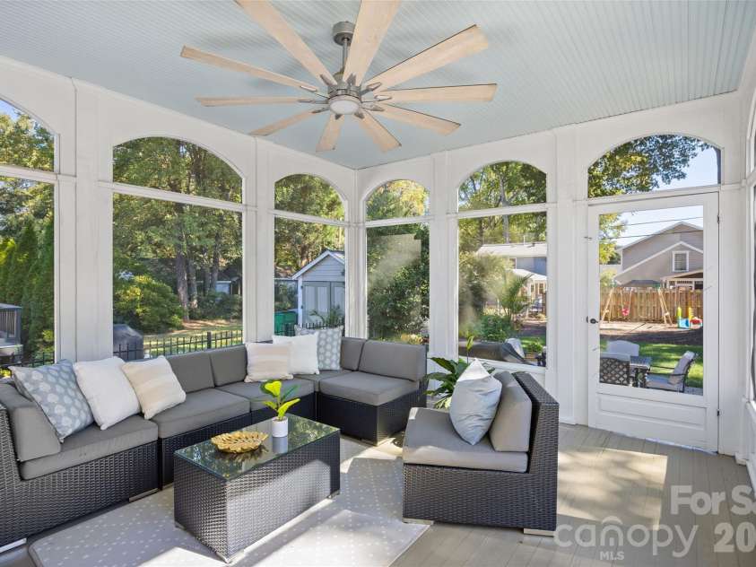 1922 Club Road, Charlotte, NC 28205.  MLS# CAR4436847, YatesRealty ID 58094. 