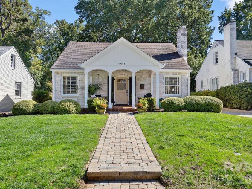 1922 Club Road, Charlotte, NC 28205.  MLS# CAR4436847, YatesRealty ID 58094. 