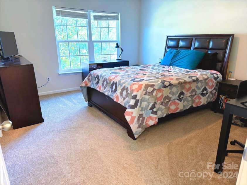 10334 Gold Pan Road, Charlotte, NC 28215.  MLS# CAR4167370, YatesRealty ID 581. 