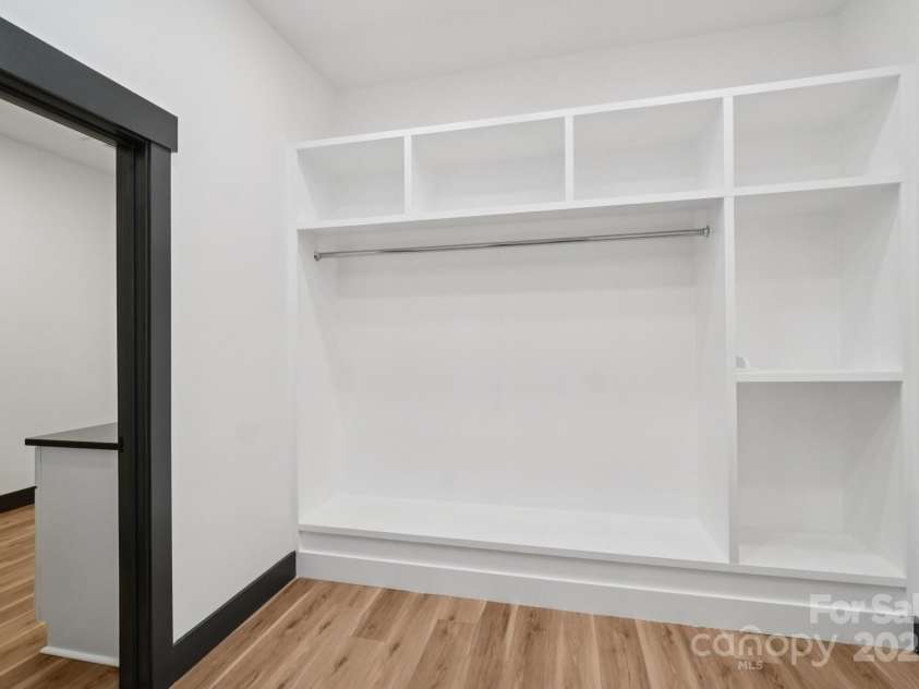 86 Point Hope Lane, Hendersonville, NC 28792.  MLS# CAR4264564, YatesRealty ID 581. 