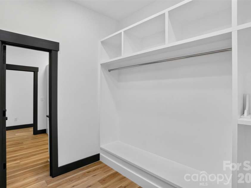 86 Point Hope Lane, Hendersonville, NC 28792.  MLS# CAR4264564, YatesRealty ID 581. 
