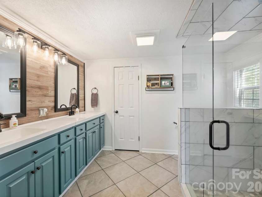 8708 Overcash Road, Concord, NC 28027.  MLS# CAR4433713, YatesRealty ID 58100. Primary Bathroom