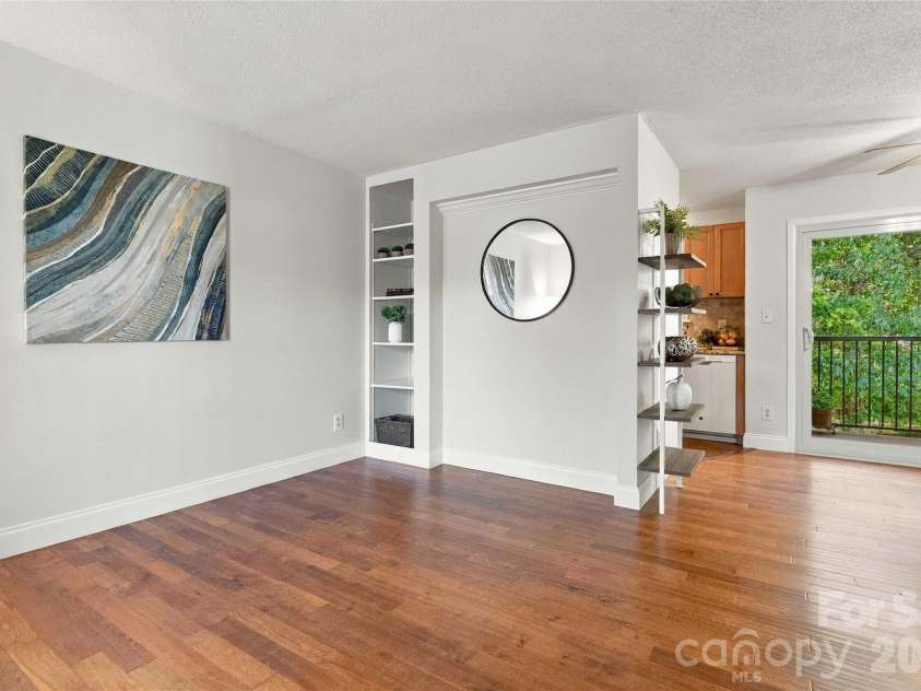 11080 Cedar View Road, Charlotte, NC 28226.  MLS# CAR4436922, YatesRealty ID 58102. 
