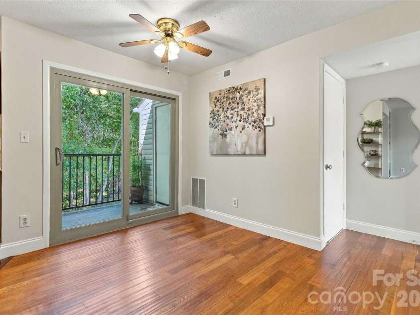 11080 Cedar View Road, Charlotte, NC 28226.  MLS# CAR4436922, YatesRealty ID 58102. 