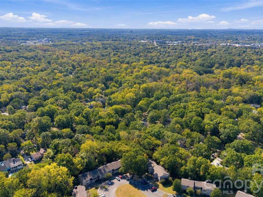 11080 Cedar View Road, Charlotte, NC 28226.  MLS# CAR4436922, YatesRealty ID 58102. 