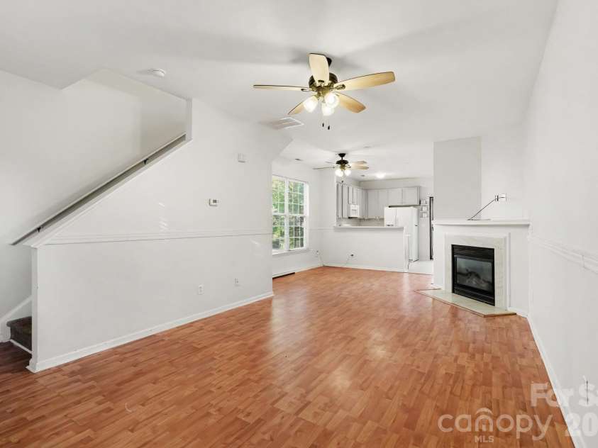 4952 Kotlik Drive, Charlotte, NC 28269.  MLS# CAR4435704, YatesRealty ID 58103. 