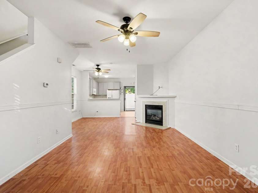 4952 Kotlik Drive, Charlotte, NC 28269.  MLS# CAR4435704, YatesRealty ID 58103. 