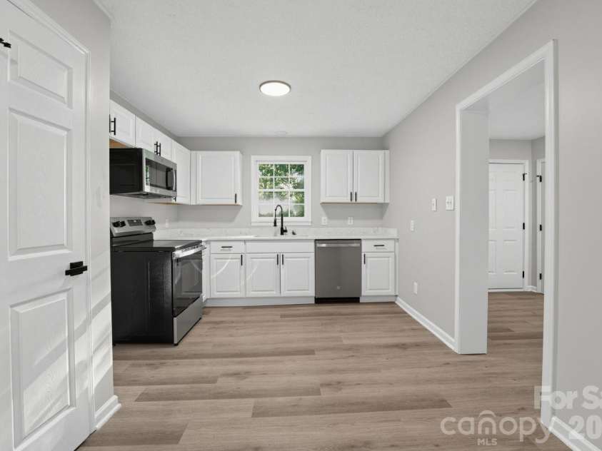 1227 Eden Drive, Chester, SC 29706.  MLS# CAR4437176, YatesRealty ID 58104. 