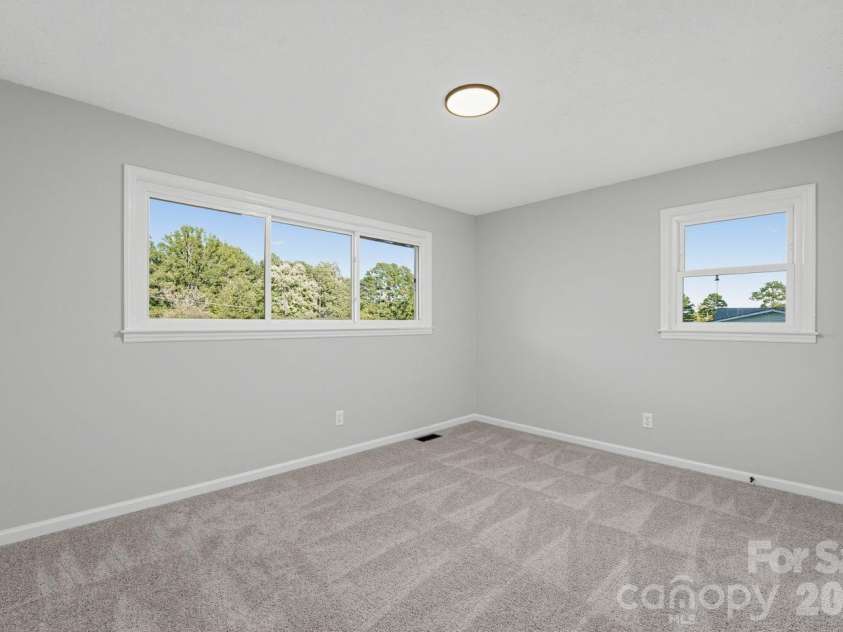 1227 Eden Drive, Chester, SC 29706.  MLS# CAR4437176, YatesRealty ID 58104. 