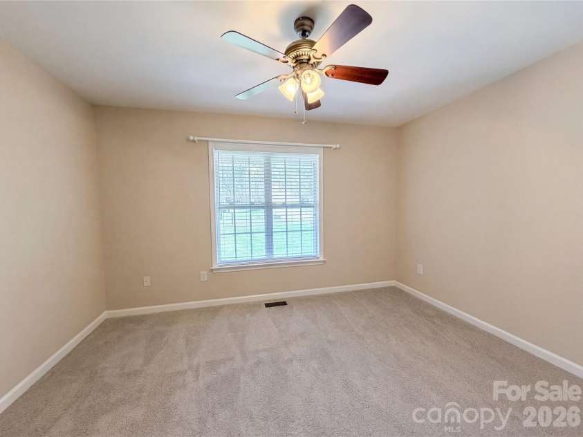 600 Emerson Drive, Mooresville, NC 28115.  MLS# CAR4361217, YatesRealty ID 5811. 