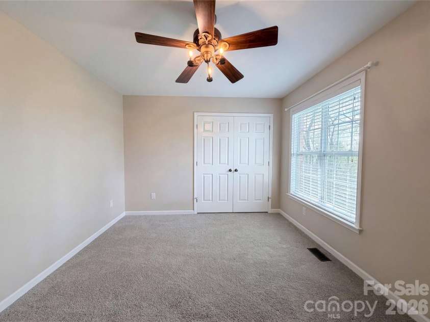 600 Emerson Drive, Mooresville, NC 28115.  MLS# CAR4361217, YatesRealty ID 5811. 