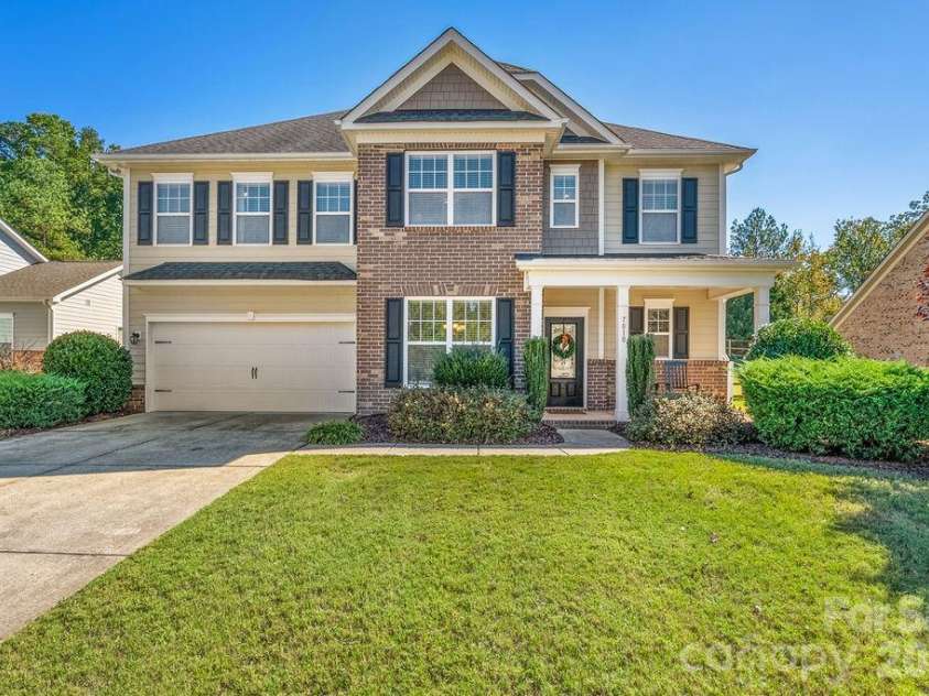 7810 Grove Hall Avenue, Mint Hill, NC 28227.  MLS# CAR4433043, YatesRealty ID 58111. 