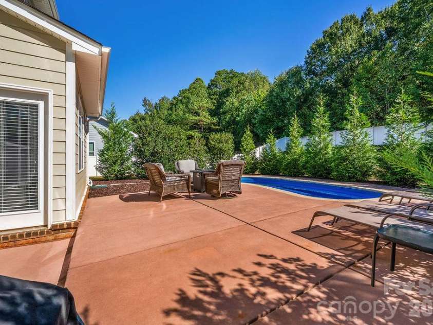 7810 Grove Hall Avenue, Mint Hill, NC 28227.  MLS# CAR4433043, YatesRealty ID 58111. 
