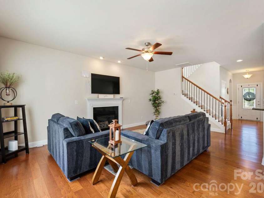 7810 Grove Hall Avenue, Mint Hill, NC 28227.  MLS# CAR4433043, YatesRealty ID 58111. 