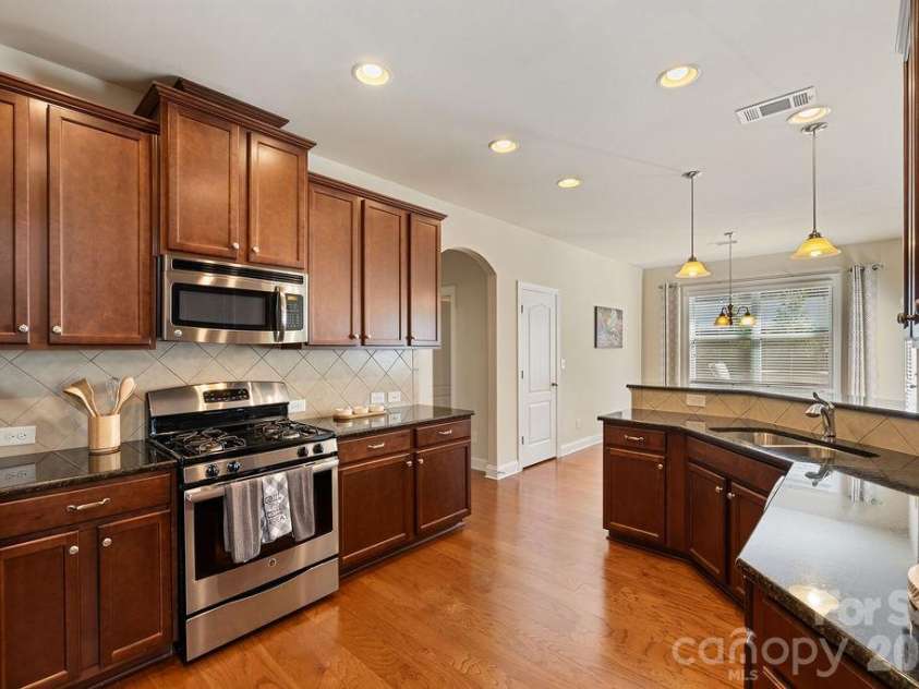 7810 Grove Hall Avenue, Mint Hill, NC 28227.  MLS# CAR4433043, YatesRealty ID 58111. 