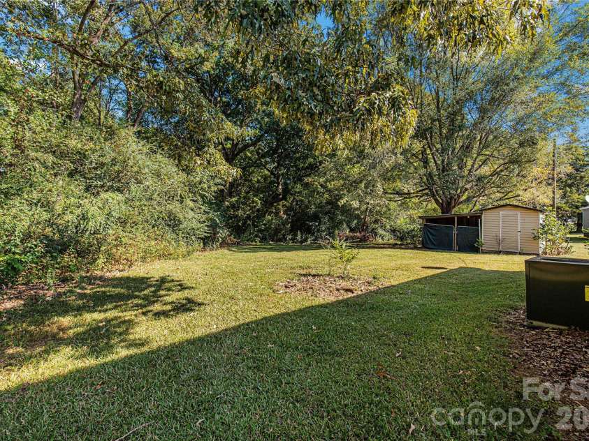 3748 Jenkins Road, Clover, SC 29710.  MLS# CAR4436968, YatesRealty ID 58116. 
