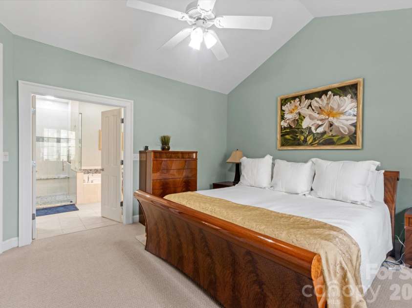 22 Hollyberry Lane, Brevard, NC 28712.  MLS# CAR4433168, YatesRealty ID 58117. 