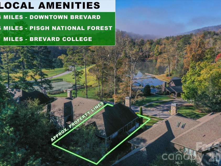 22 Hollyberry Lane, Brevard, NC 28712.  MLS# CAR4433168, YatesRealty ID 58117. 