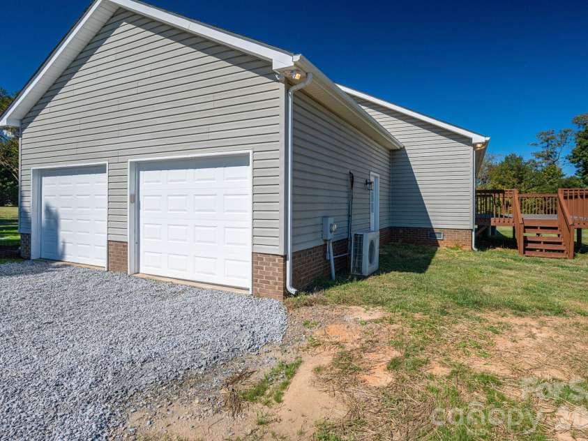 4510 Western Sky Court, Lincolnton, NC 28092.  MLS# CAR4435685, YatesRealty ID 58119. 