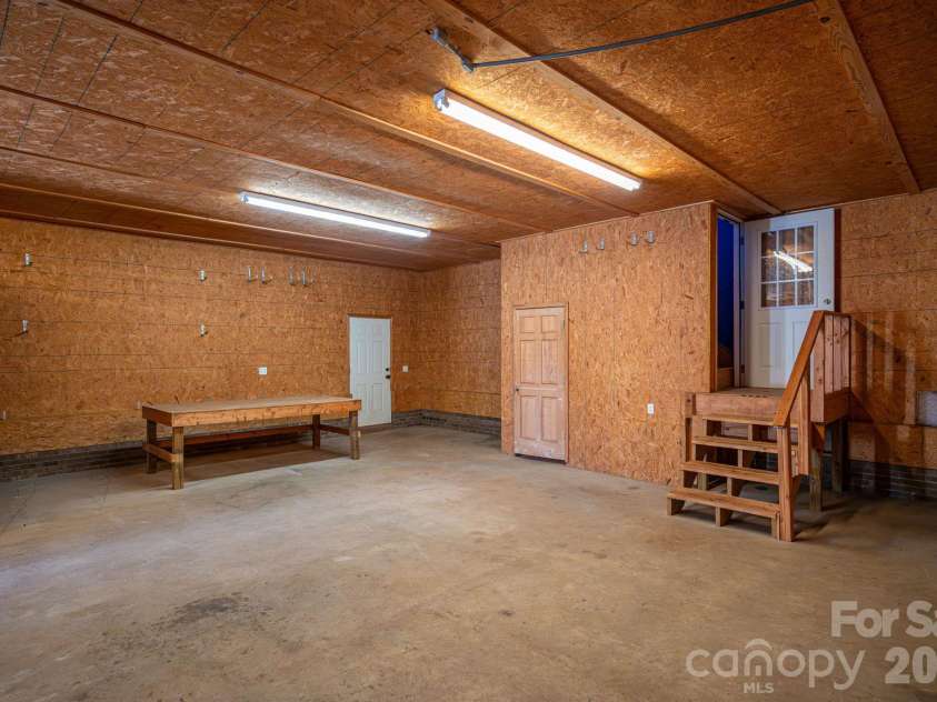 4510 Western Sky Court, Lincolnton, NC 28092.  MLS# CAR4435685, YatesRealty ID 58119. 