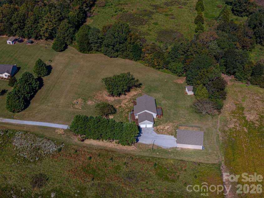 4510 Western Sky Court, Lincolnton, NC 28092.  MLS# CAR4435685, YatesRealty ID 58119. 