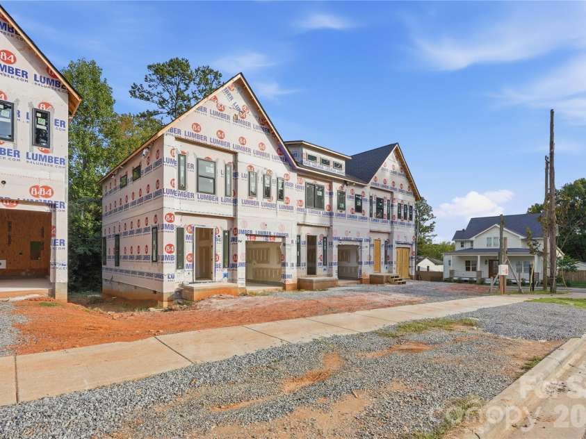 3314 Connecticut Avenue, Charlotte, NC 28205.  MLS# CAR4435160, YatesRealty ID 58120. 