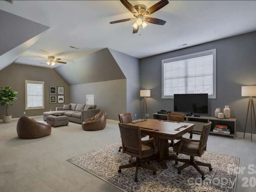 13700 Glen Abbey Drive, Charlotte, NC 28278.  MLS# CAR4436644, YatesRealty ID 58128. Virtually staged bonus room