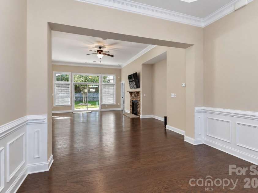 161 Blueview Road, Mooresville, NC 28117.  MLS# CAR4436304, YatesRealty ID 58130. 