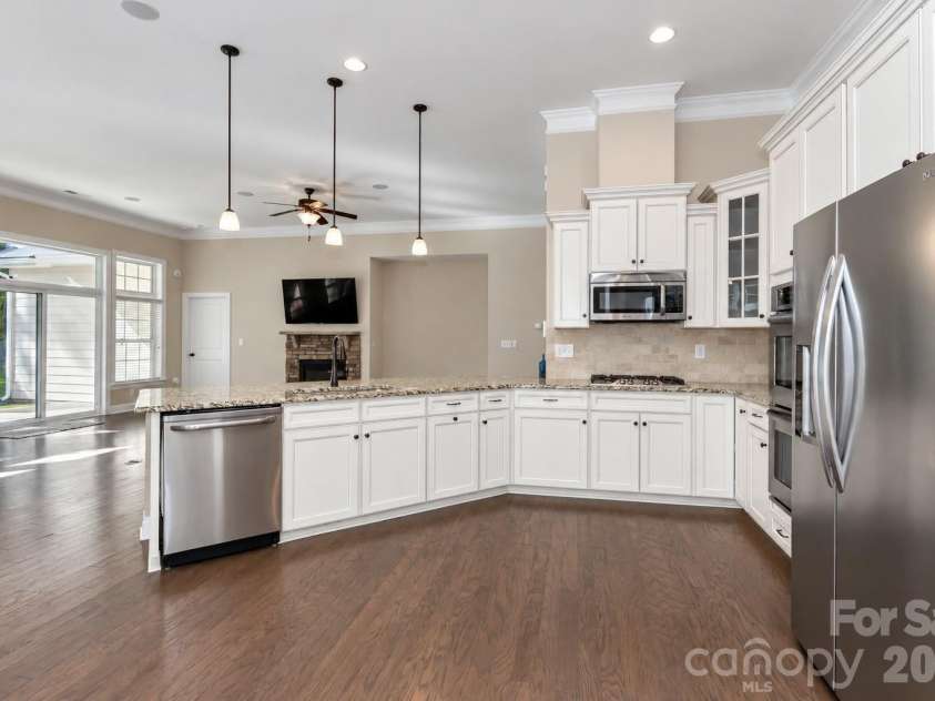 161 Blueview Road, Mooresville, NC 28117.  MLS# CAR4436304, YatesRealty ID 58130. 