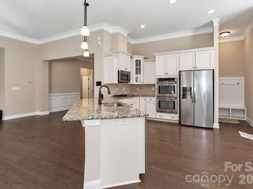 161 Blueview Road, Mooresville, NC 28117.  MLS# CAR4436304, YatesRealty ID 58130. 