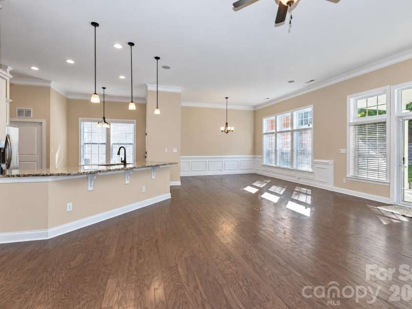 161 Blueview Road, Mooresville, NC 28117.  MLS# CAR4436304, YatesRealty ID 58130. 