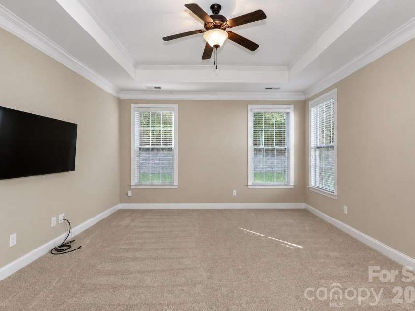 161 Blueview Road, Mooresville, NC 28117.  MLS# CAR4436304, YatesRealty ID 58130. 
