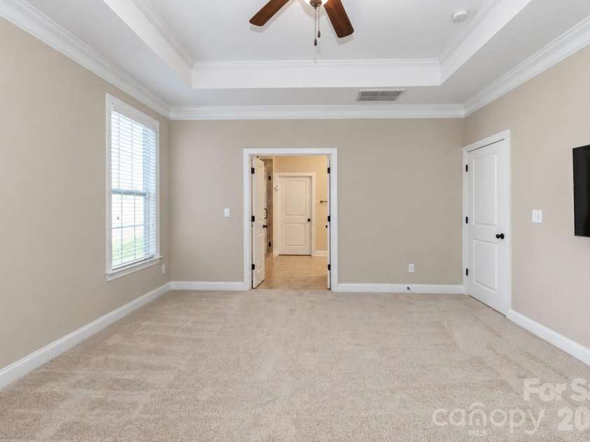 161 Blueview Road, Mooresville, NC 28117.  MLS# CAR4436304, YatesRealty ID 58130. 