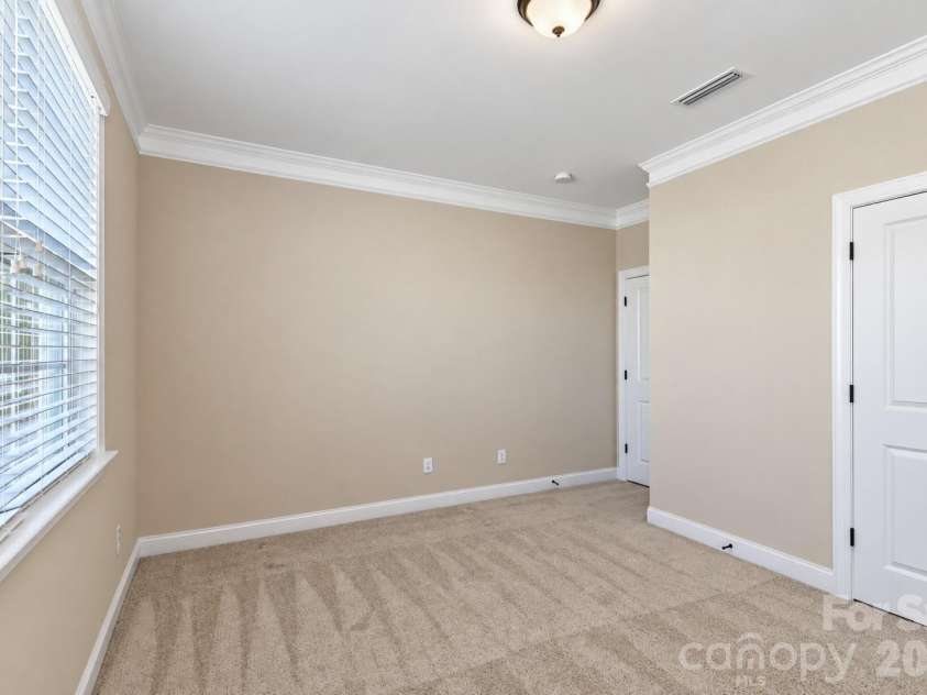 161 Blueview Road, Mooresville, NC 28117.  MLS# CAR4436304, YatesRealty ID 58130. 