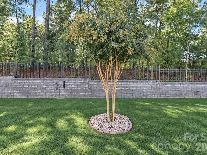 161 Blueview Road, Mooresville, NC 28117.  MLS# CAR4436304, YatesRealty ID 58130. 