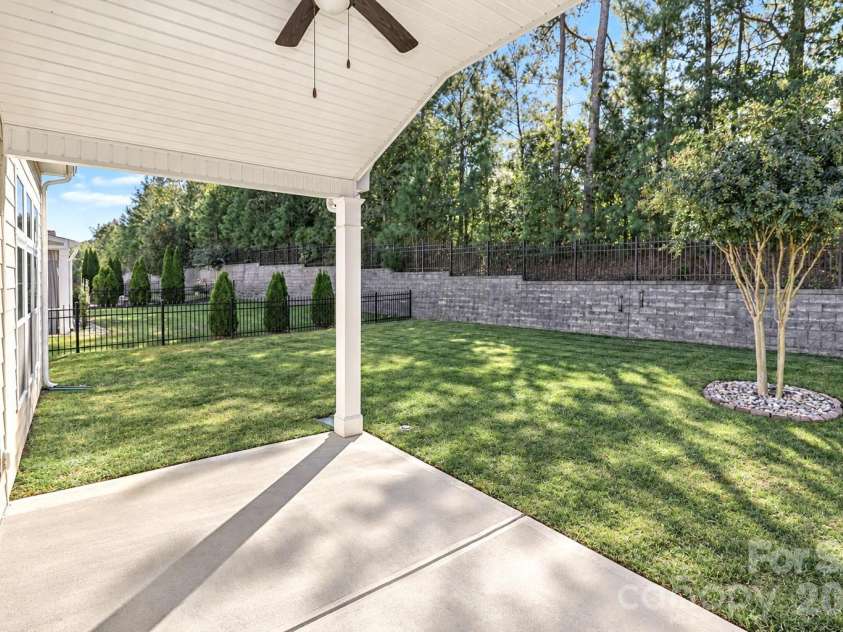 161 Blueview Road, Mooresville, NC 28117.  MLS# CAR4436304, YatesRealty ID 58130. 