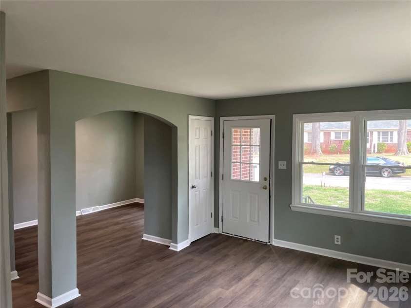 107 Berry Street, Chester, SC 29706.  MLS# CAR4360738, YatesRealty ID 5814. 