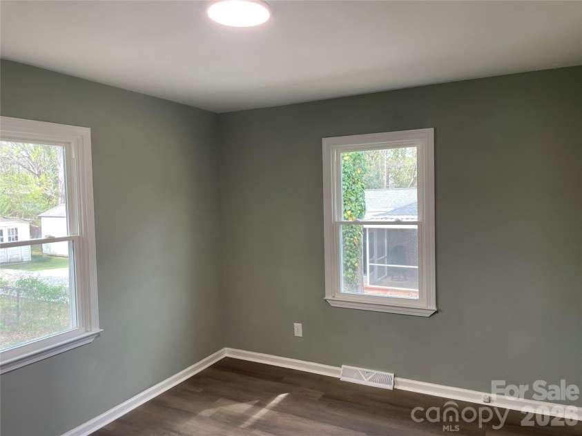 107 Berry Street, Chester, SC 29706.  MLS# CAR4360738, YatesRealty ID 5814. 