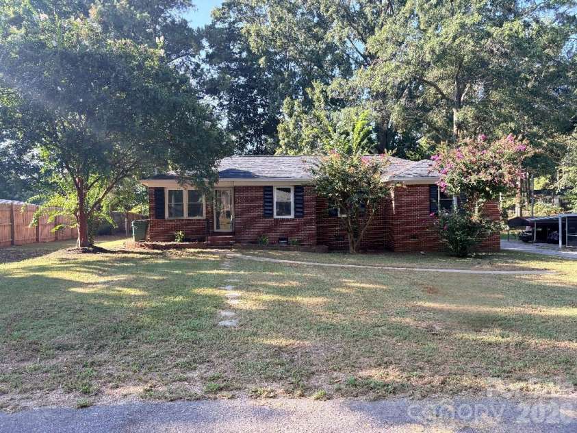 107 Berry Street, Chester, SC 29706.  MLS# CAR4360738, YatesRealty ID 5814. Front