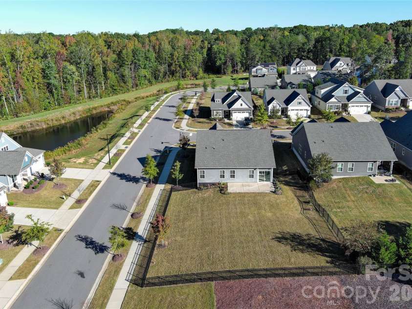 5091 Summer Surprise Lane, Charlotte, NC 28215.  MLS# CAR4437130, YatesRealty ID 58141. Aerial View-Home & Backyard