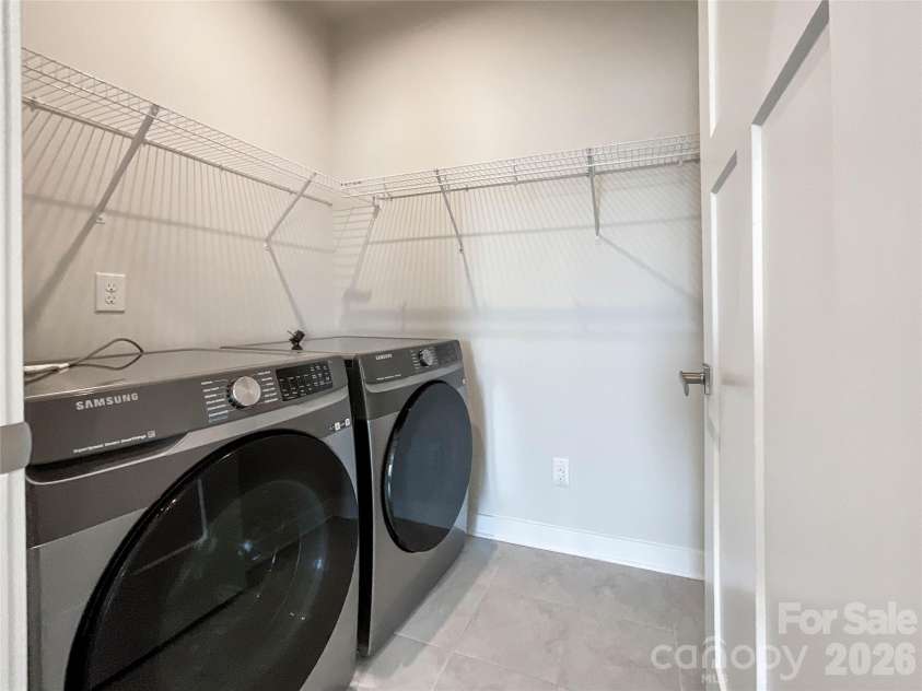5091 Summer Surprise Lane, Charlotte, NC 28215.  MLS# CAR4437130, YatesRealty ID 58141. Laundry Room