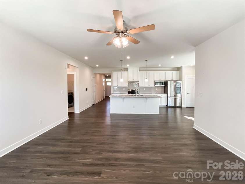 5091 Summer Surprise Lane, Charlotte, NC 28215.  MLS# CAR4437130, YatesRealty ID 58141. Open Floor Plan