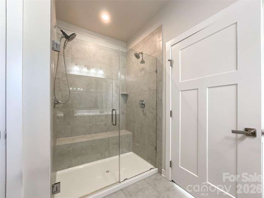 5091 Summer Surprise Lane, Charlotte, NC 28215.  MLS# CAR4437130, YatesRealty ID 58141. Primary Walk In Shower