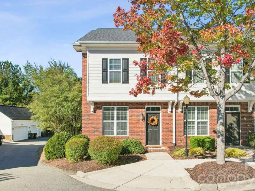 363 Beacon Street, Concord, NC 28027.  MLS# CAR4435915, YatesRealty ID 58142. 
