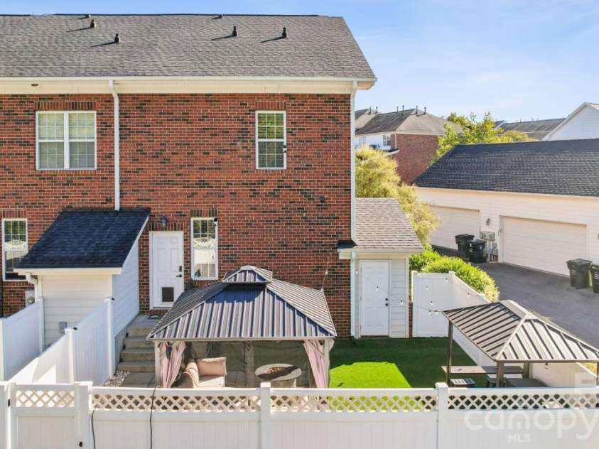 363 Beacon Street, Concord, NC 28027.  MLS# CAR4435915, YatesRealty ID 58142. 