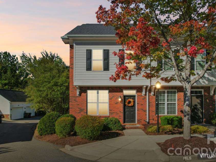 363 Beacon Street, Concord, NC 28027.  MLS# CAR4435915, YatesRealty ID 58142. 