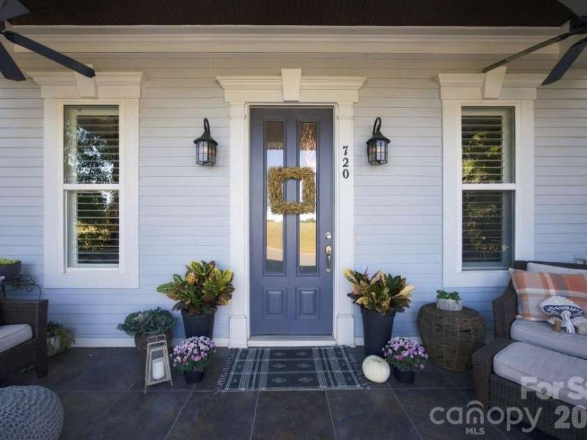720 Loretto Lane, Fort Mill, SC 29715.  MLS# CAR4436991, YatesRealty ID 58147. 