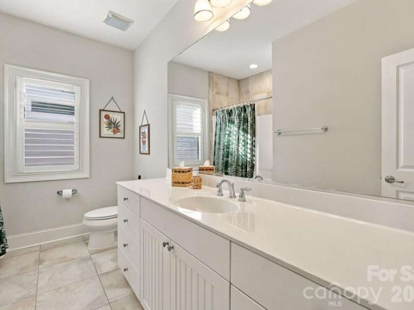 720 Loretto Lane, Fort Mill, SC 29715.  MLS# CAR4436991, YatesRealty ID 58147. 