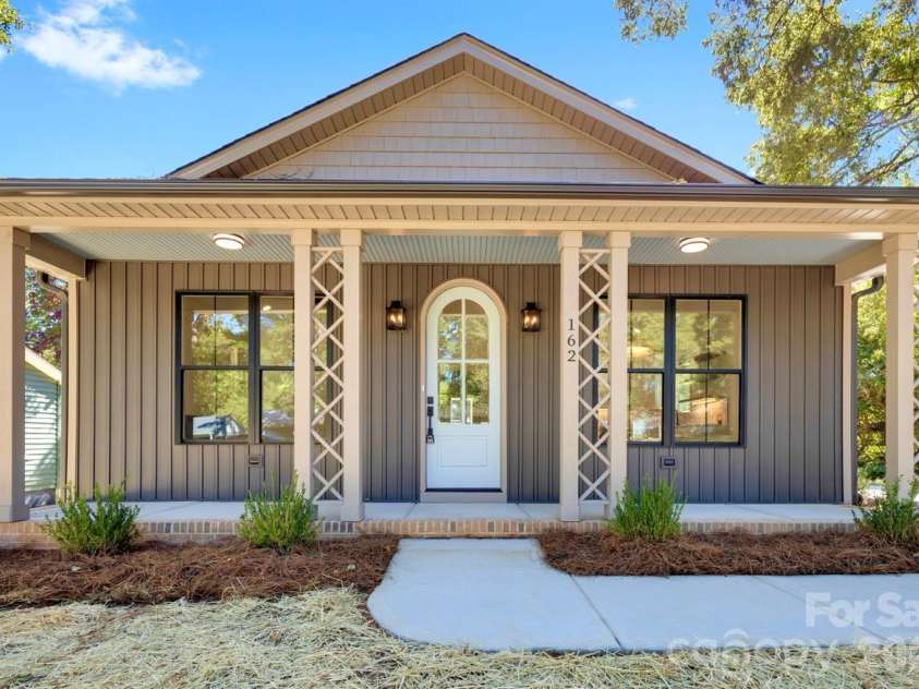 162 Shurley Street, Rock Hill, SC 29732.  MLS# CAR4436255, YatesRealty ID 58148. 