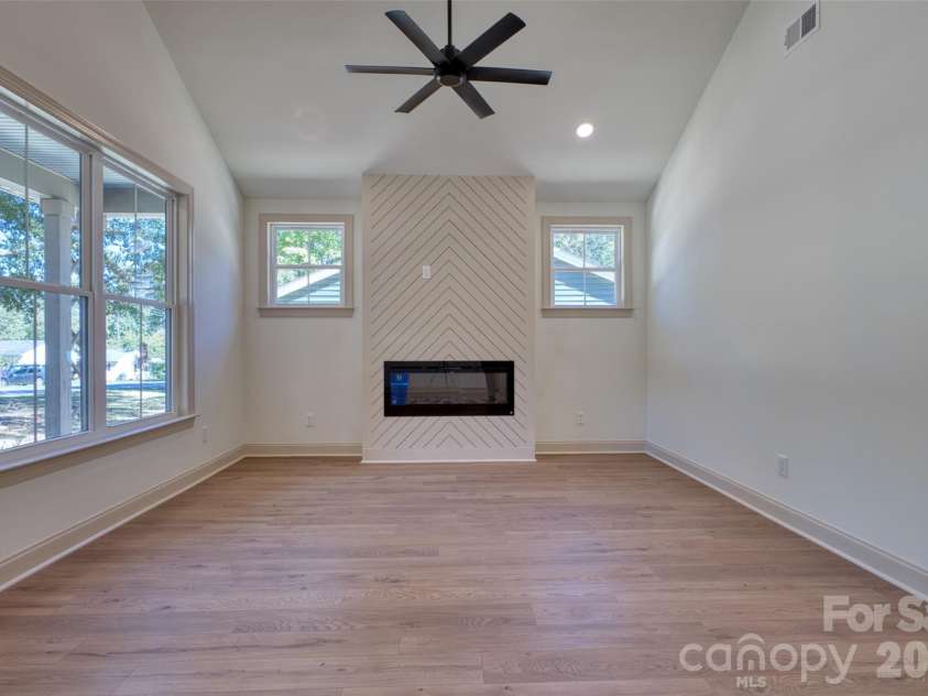 162 Shurley Street, Rock Hill, SC 29732.  MLS# CAR4436255, YatesRealty ID 58148. 